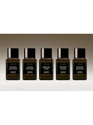23. Matiere premiere - extraits de parfums(window)